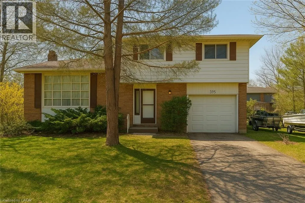 395 MOSSOM Place