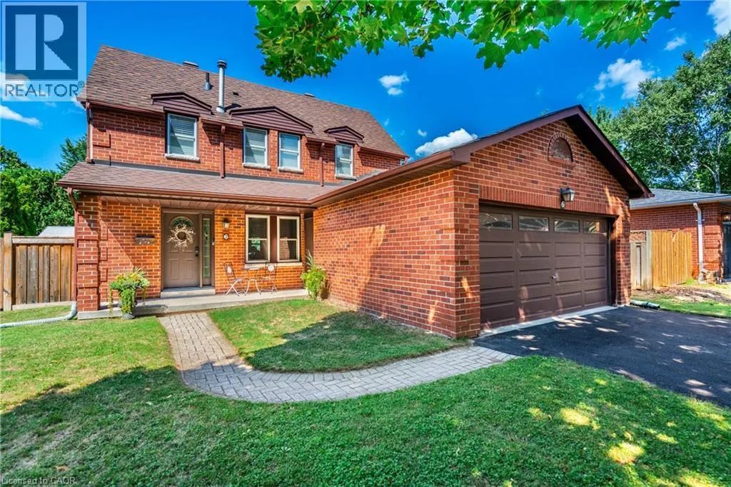 6 LILAC Court