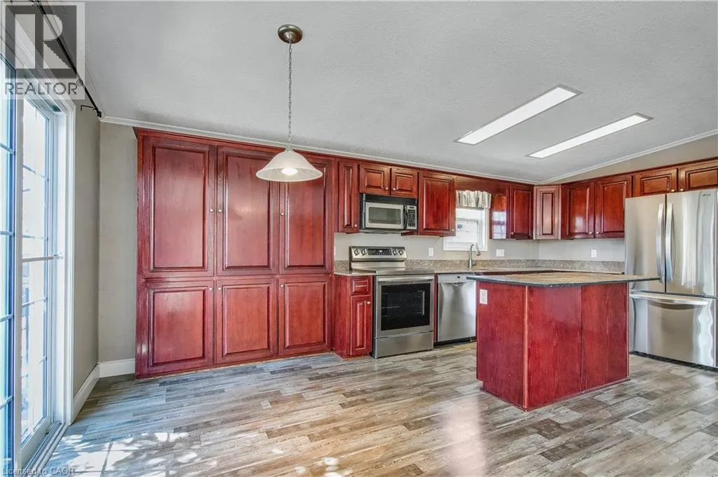 32 JASPER HEIGHTS PVT Private