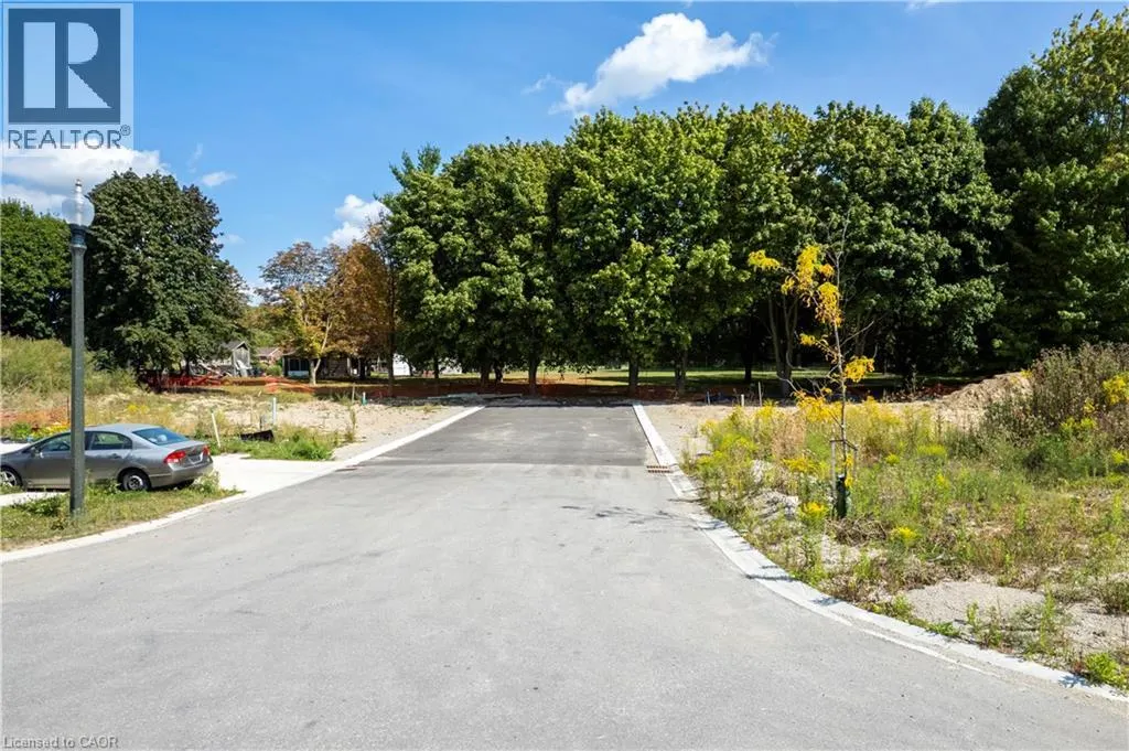 LOT 3 & 4 LESLIE Street