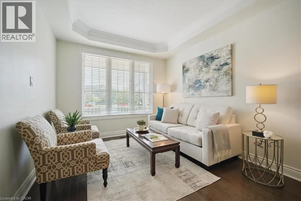 819 HOWDEN Crescent