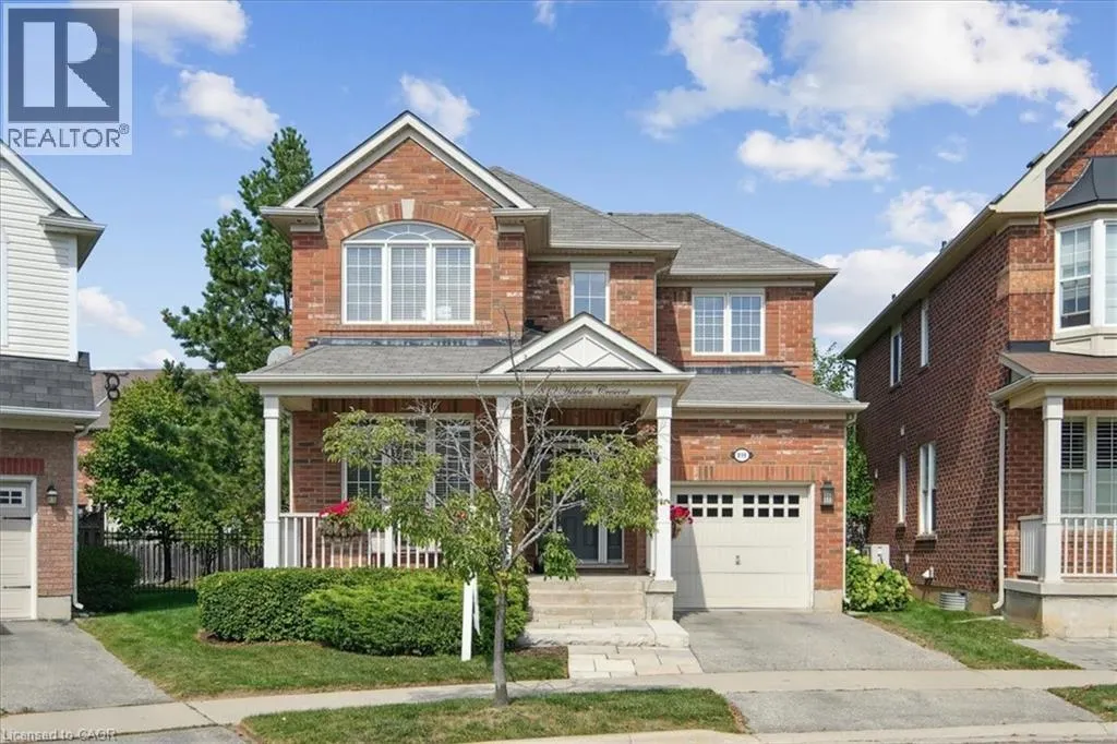 819 HOWDEN Crescent