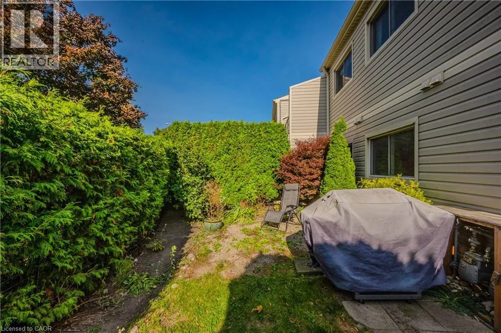 337 KINGSWOOD Drive Unit# 12, #12