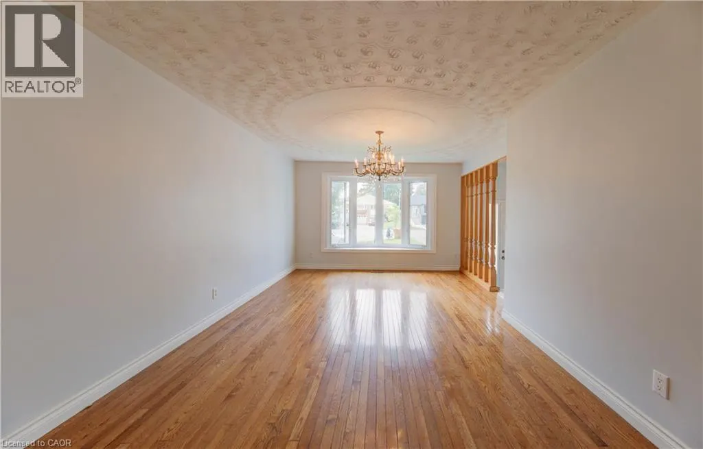 41 HARVEST Court