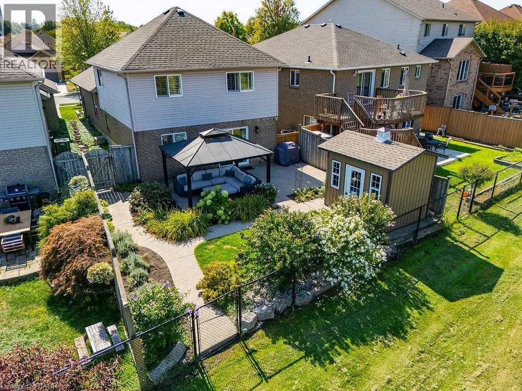 54 BRIAROSE Place