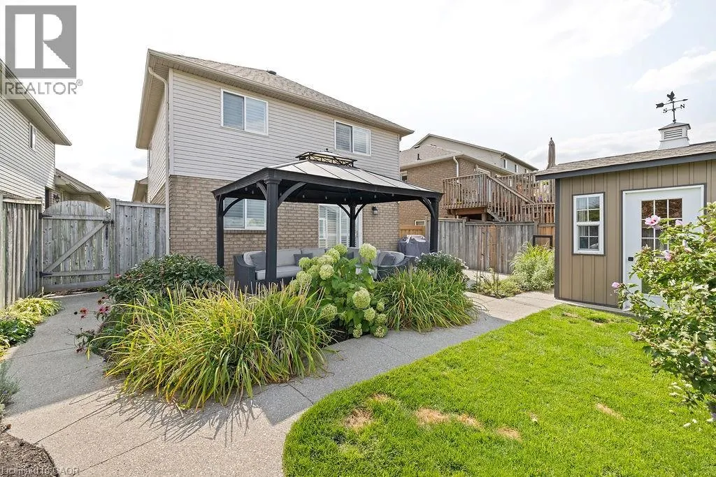 54 BRIAROSE Place