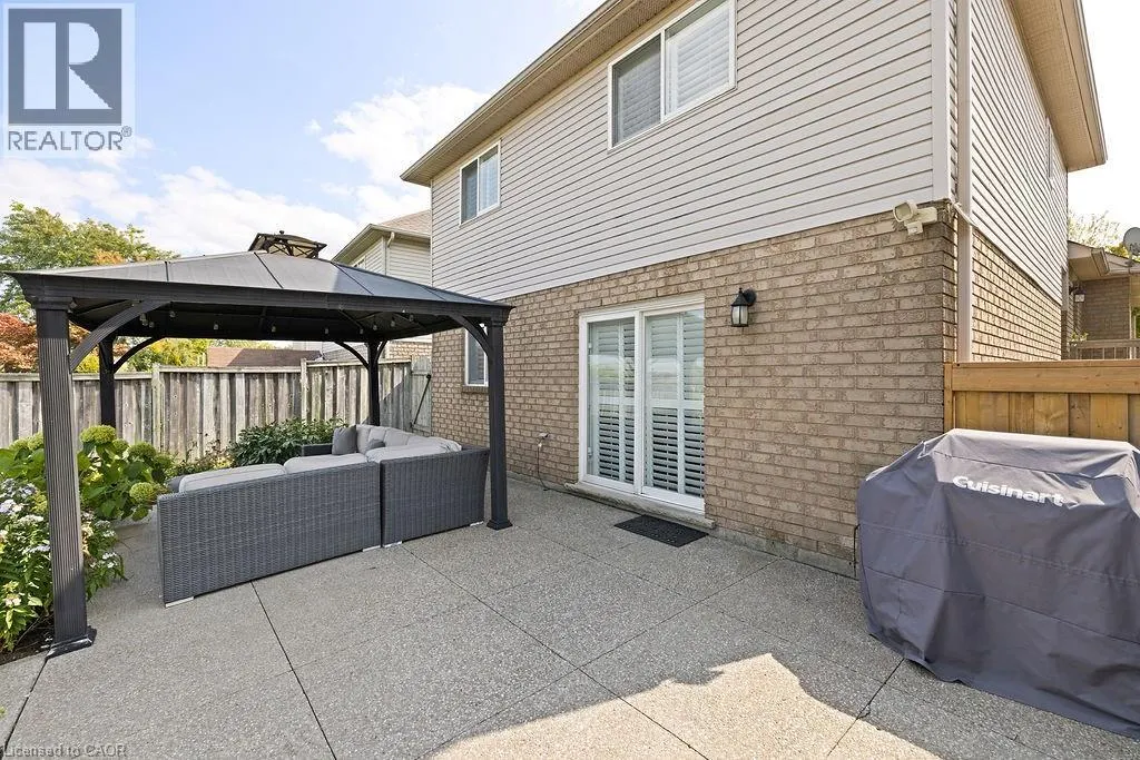 54 BRIAROSE Place