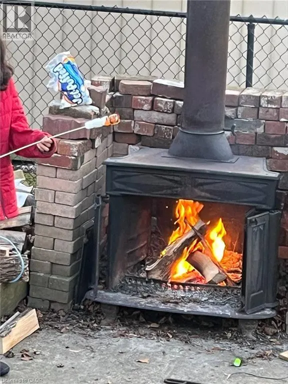 40 HOOVER POINT Lane