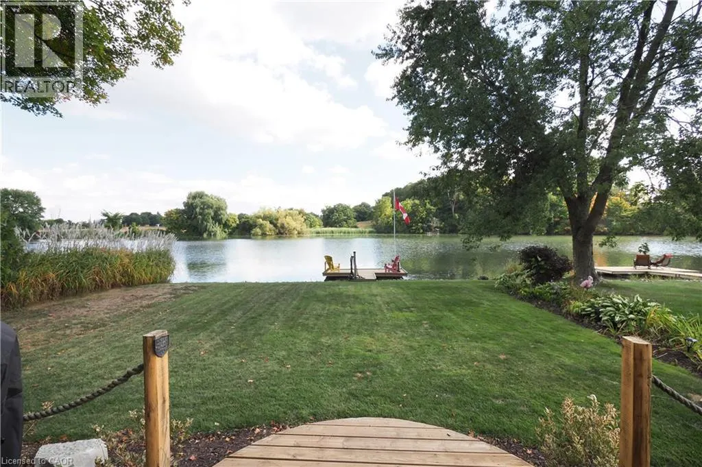 1323 QUEEN Street Unit# Cottage 111