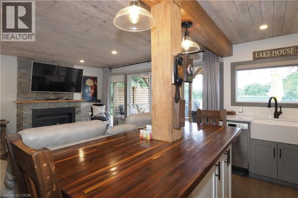 1323 QUEEN Street Unit# Cottage 111