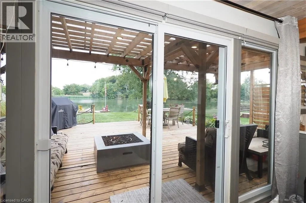 1323 QUEEN Street Unit# Cottage 111