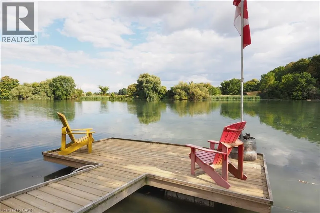1323 QUEEN Street Unit# Cottage 111