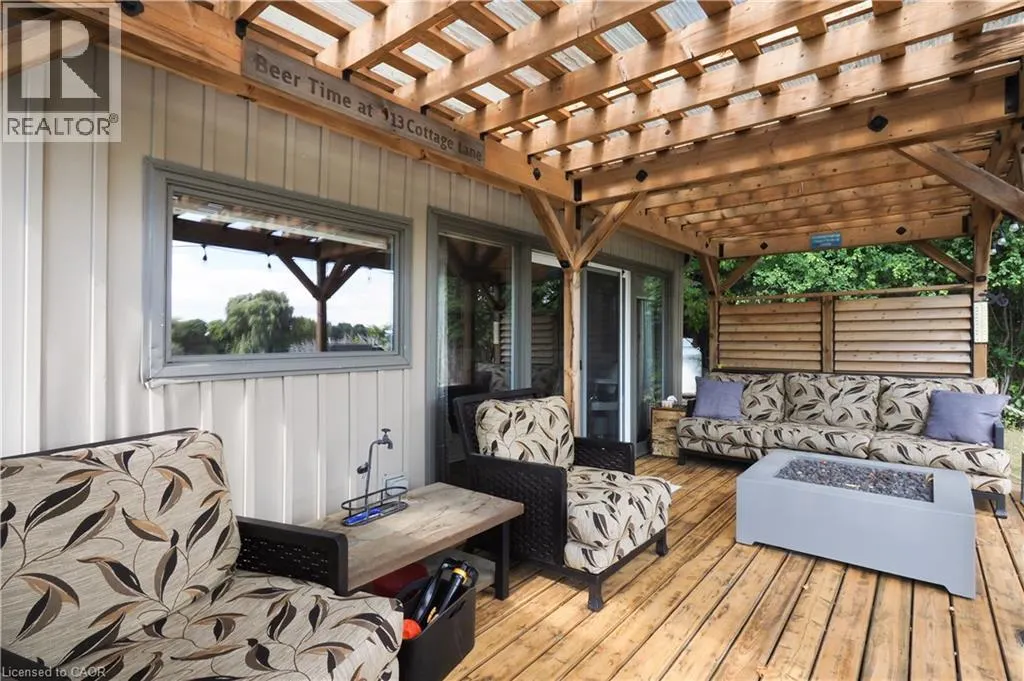1323 QUEEN Street Unit# Cottage 111