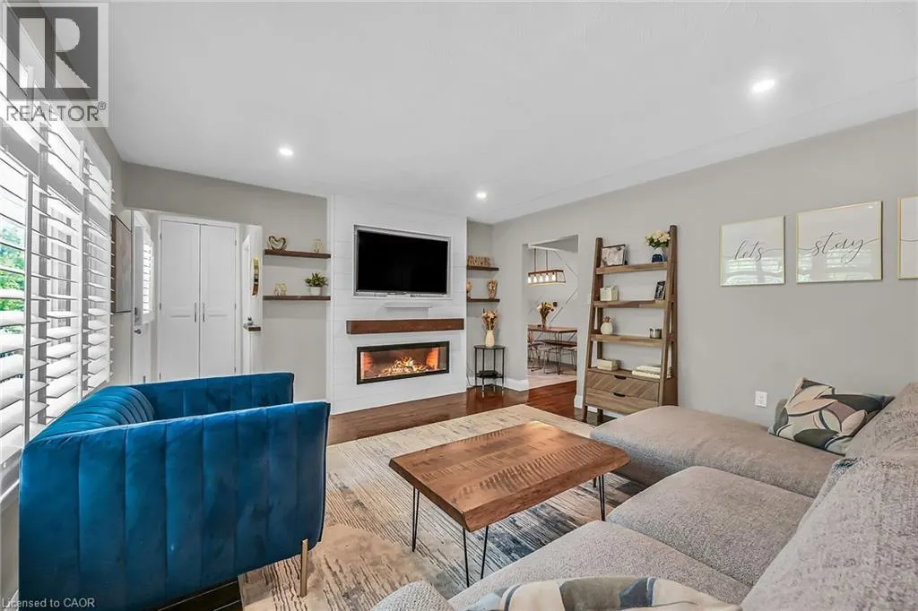 174 KINGS FOREST Drive Unit# A, #A