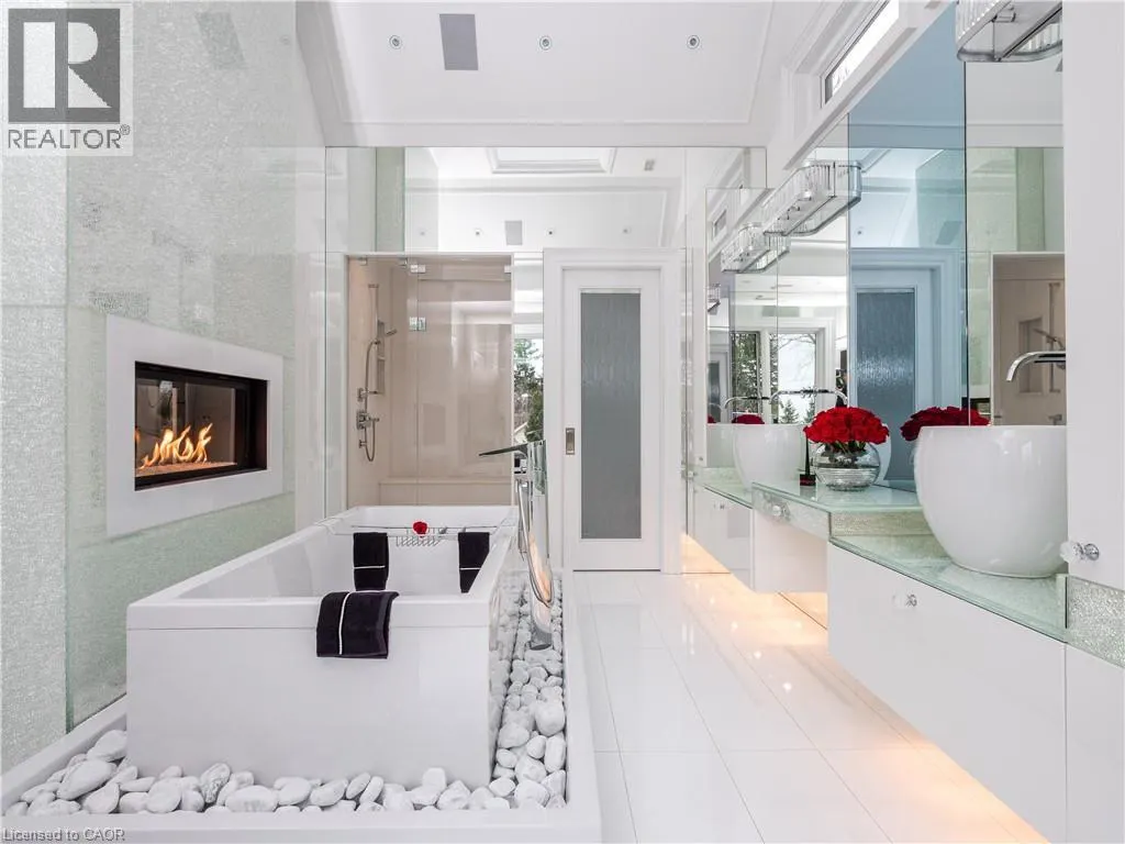 15 CHARTWELL Road
