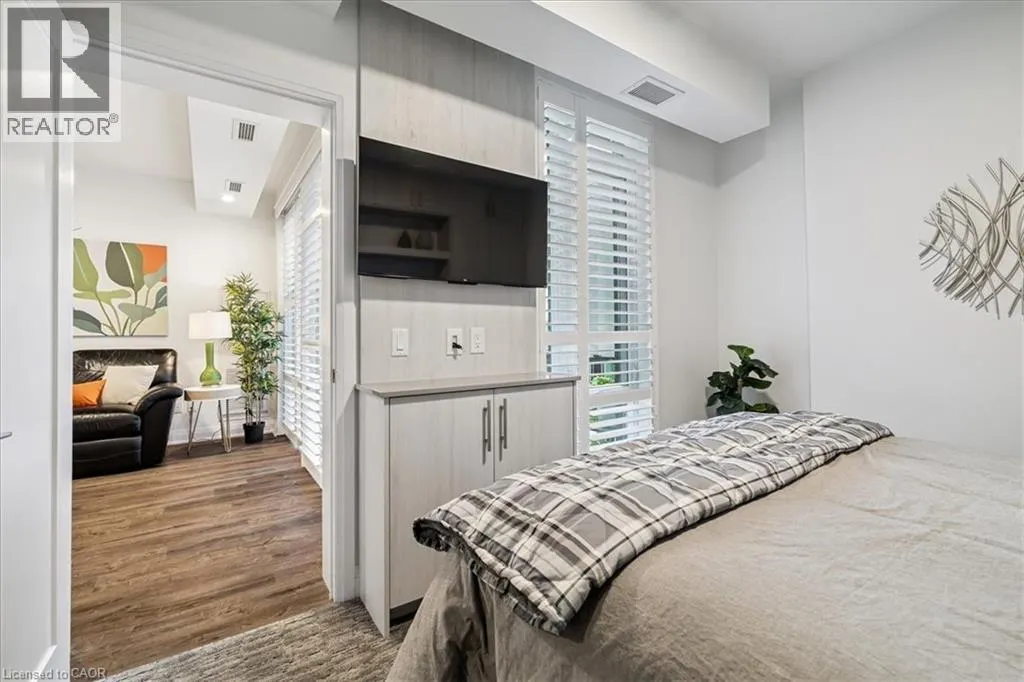 16 CONCORD Place Unit# 150, #150