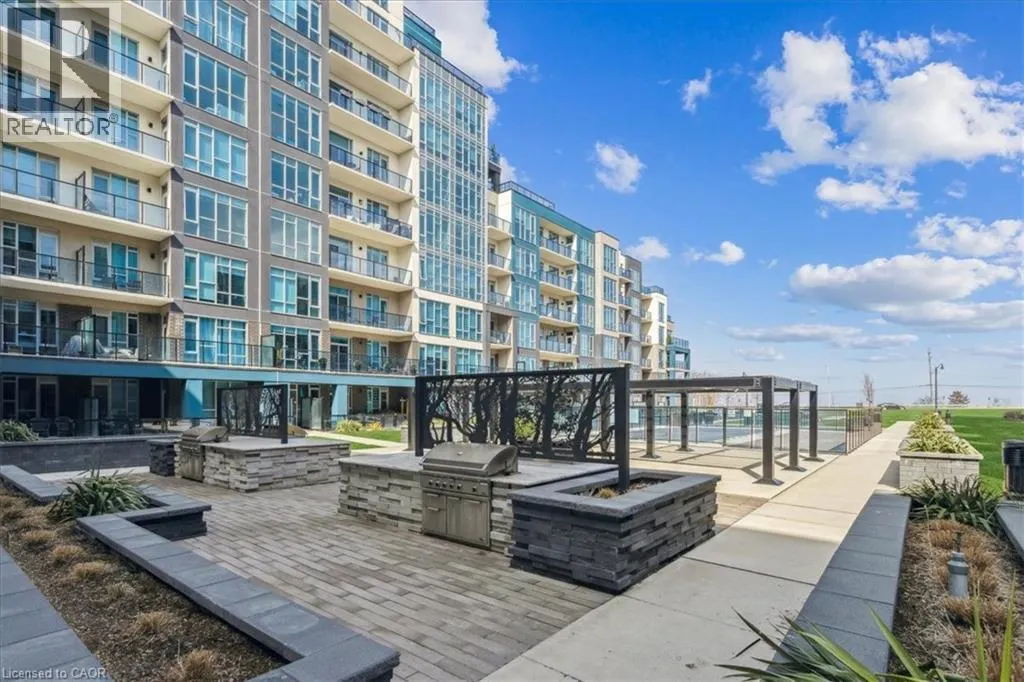16 CONCORD Place Unit# 150, #150