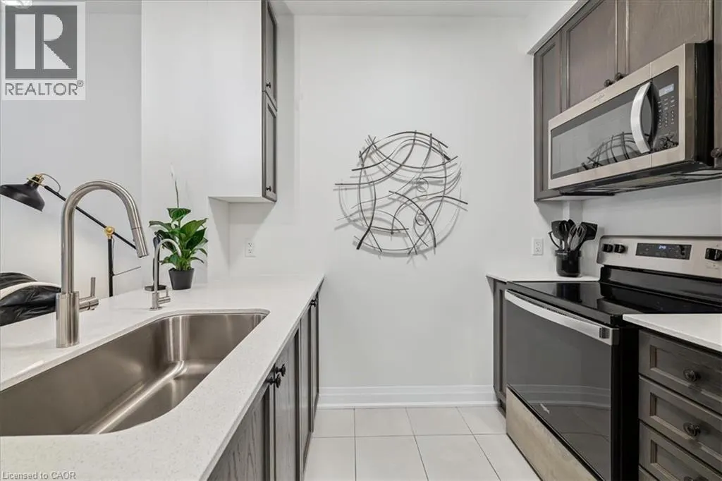 16 CONCORD Place Unit# 150, #150