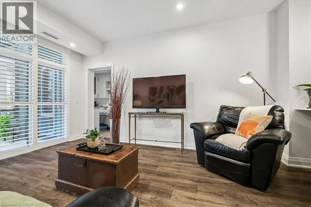 16 CONCORD Place Unit# 150, #150