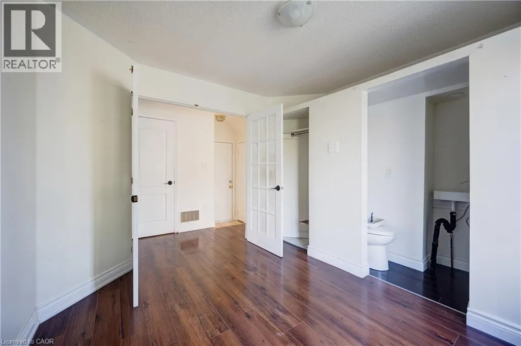 14 YVONNE Drive