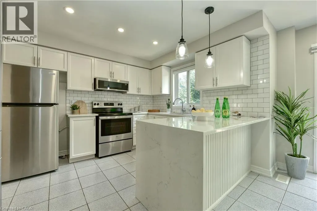 60 CRIMSON RIDGE Road