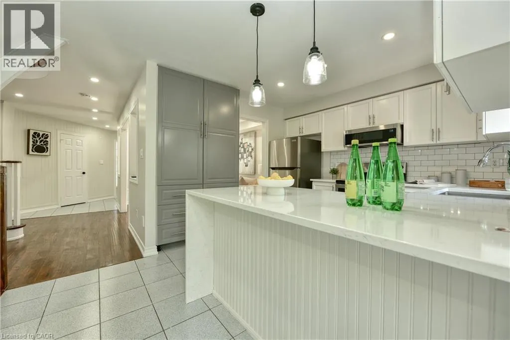60 CRIMSON RIDGE Road