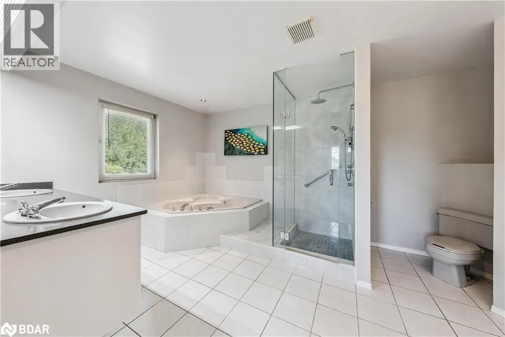 46 FOREST HILL Drive