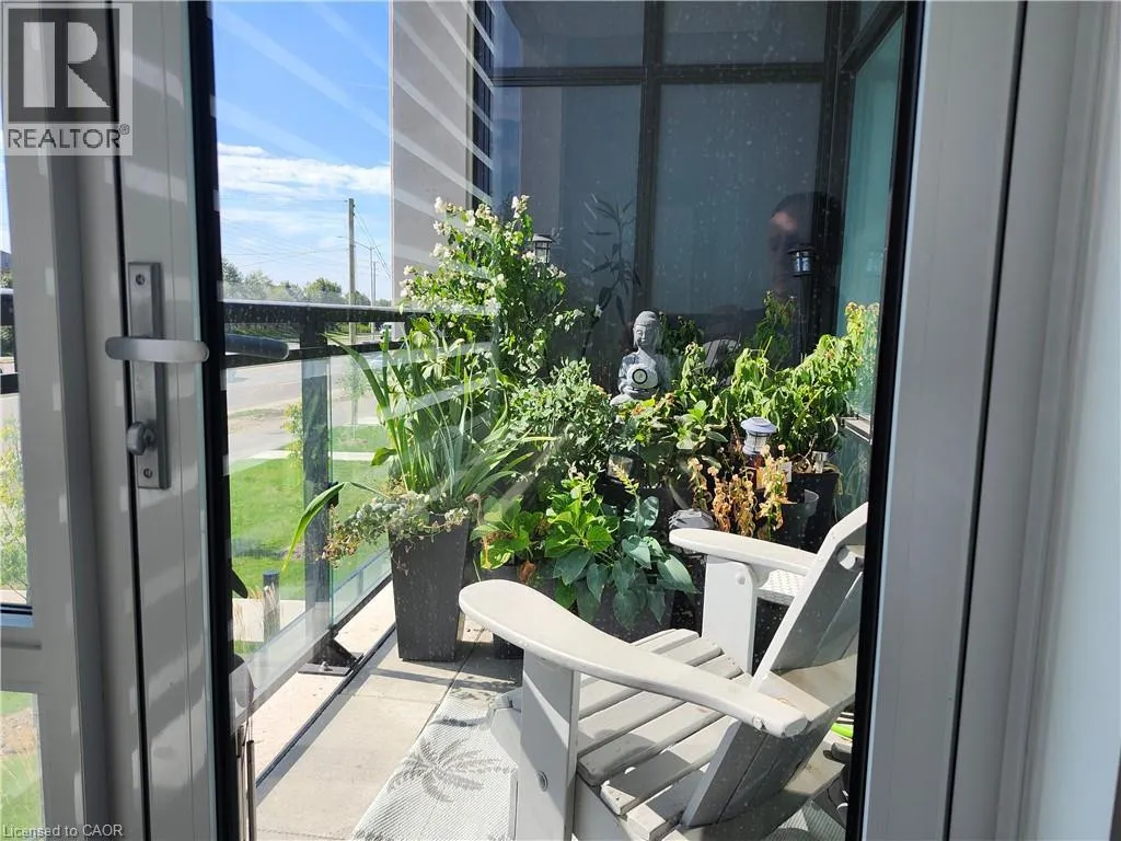 395 DUNDAS STREET WEST Street Unit# 114, #114