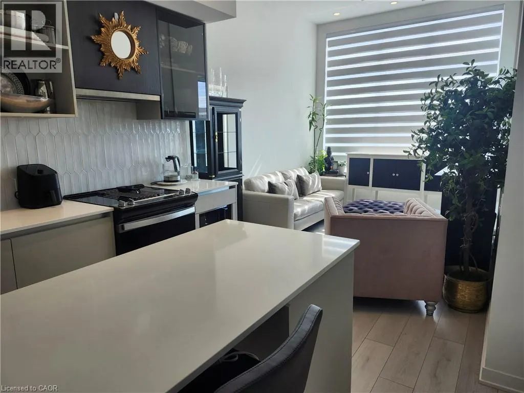 395 DUNDAS STREET WEST Street Unit# 114, #114