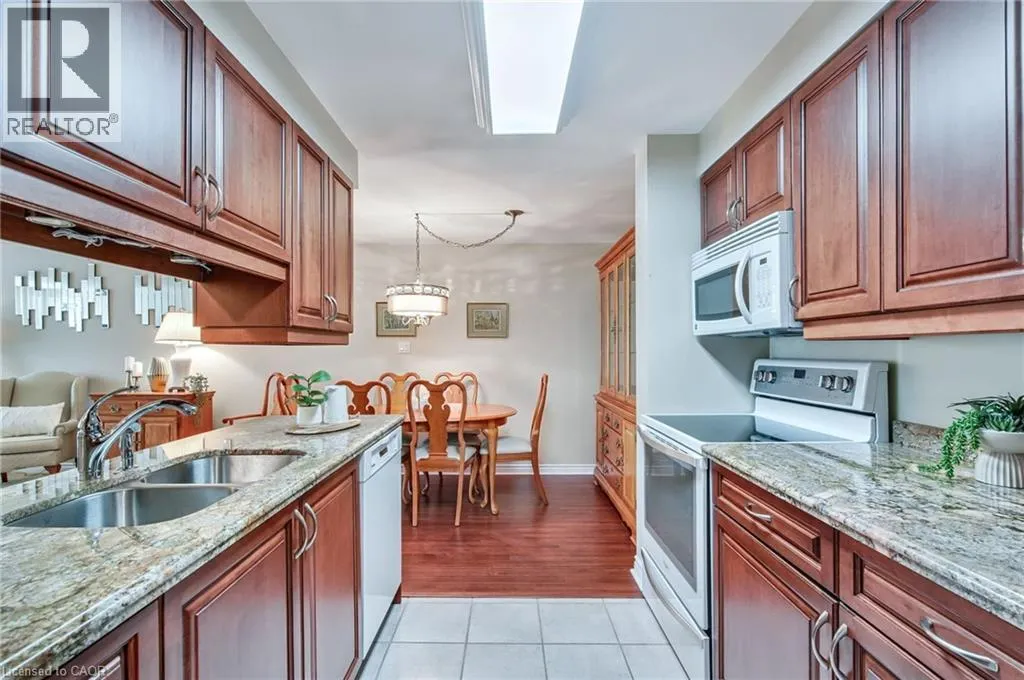 970 GOLF LINKS Road Unit# 205, #205