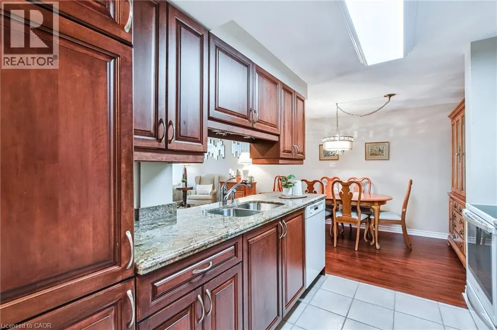 970 GOLF LINKS Road Unit# 205, #205