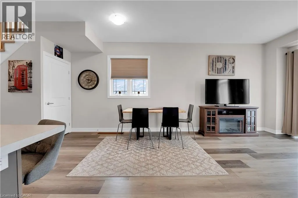 27 RACHEL Drive Unit# 24, #24