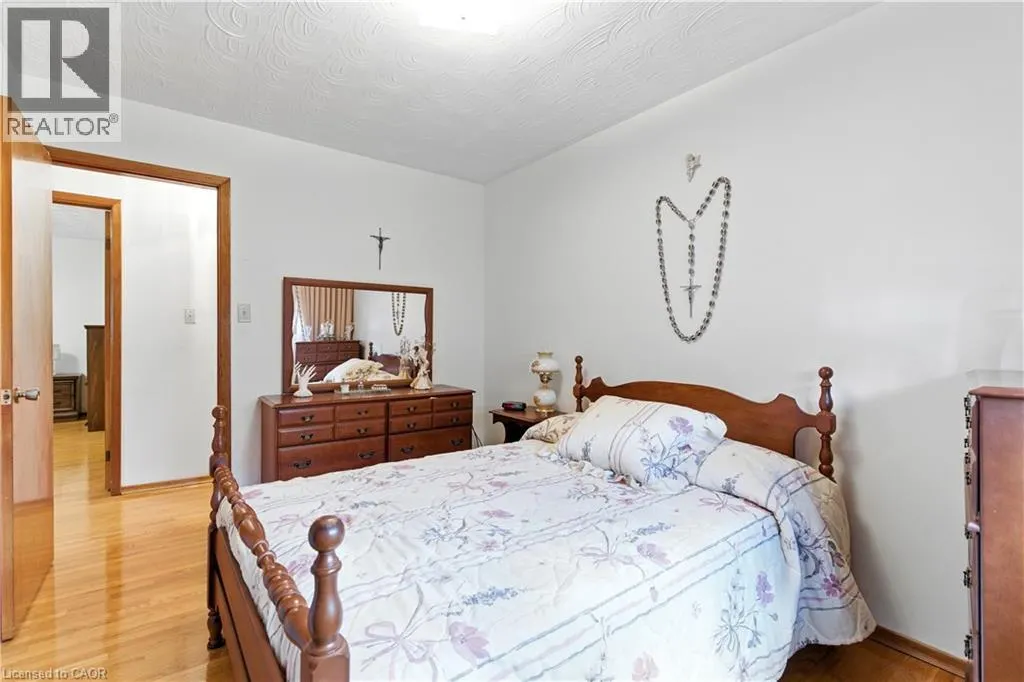 31 VILLAGE Drive