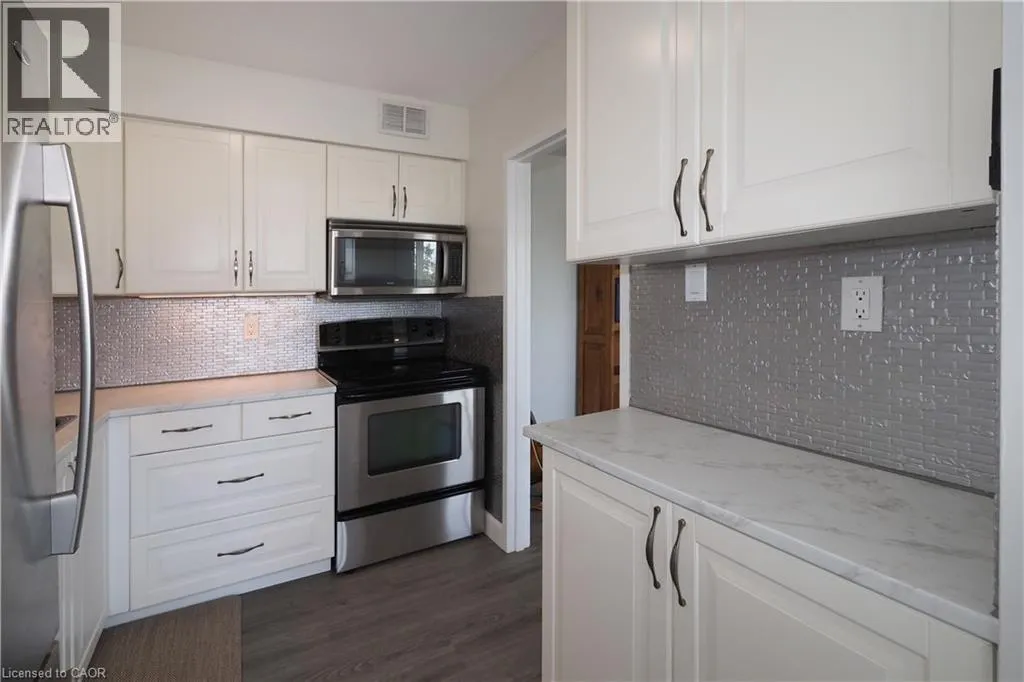 24 MIDLAND Drive Unit# 406, #406