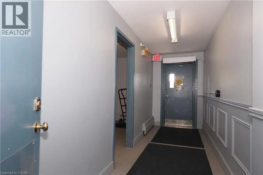 24 MIDLAND Drive Unit# 406, #406