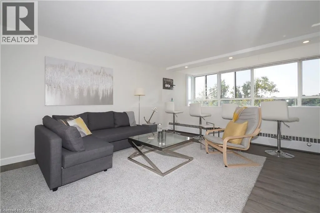 24 MIDLAND Drive Unit# 406, #406