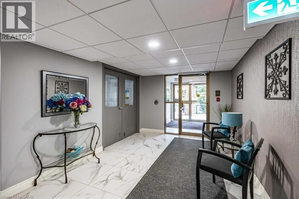 3499 UPPER MIDDLE Road Unit# 210, #210