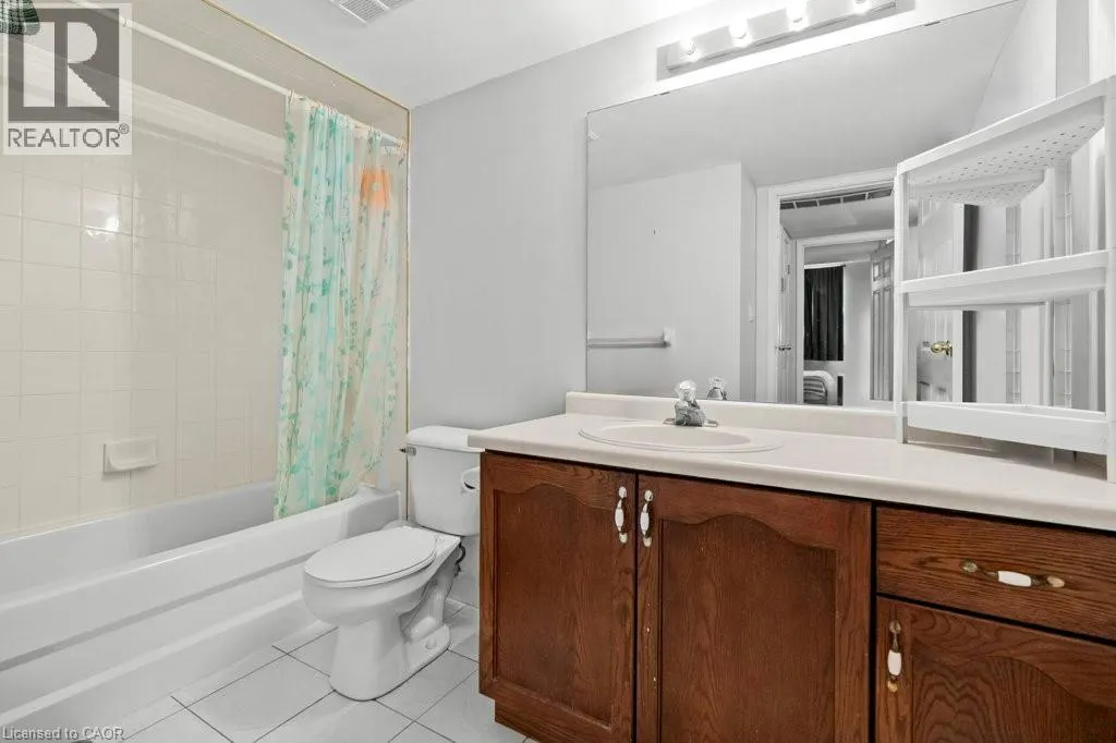3499 UPPER MIDDLE Road Unit# 210, #210