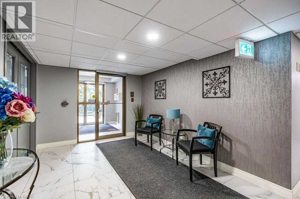 3499 UPPER MIDDLE Road Unit# 210, #210