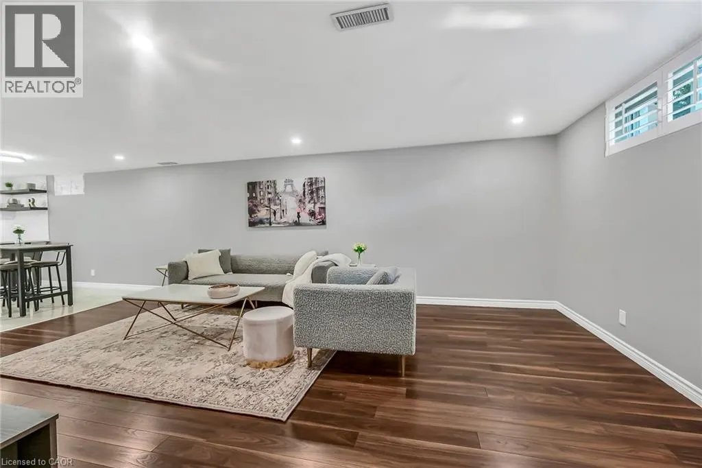 174 KINGS FOREST Drive Unit# B, #B