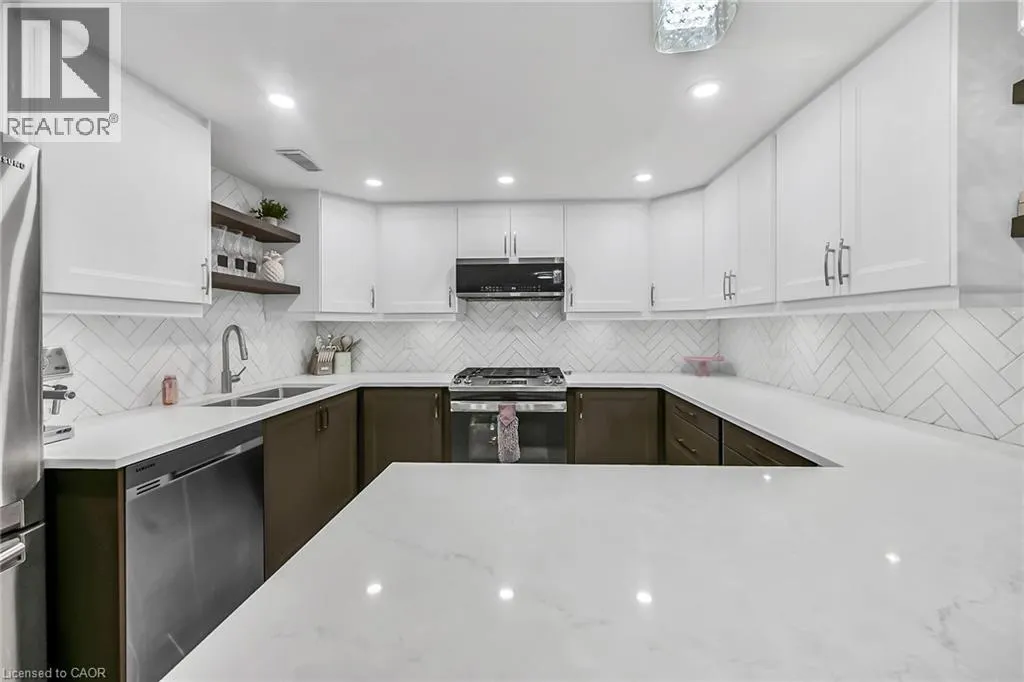 174 KINGS FOREST Drive Unit# B, #B