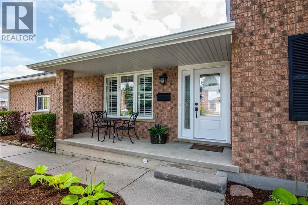 271 NEWBURY Drive