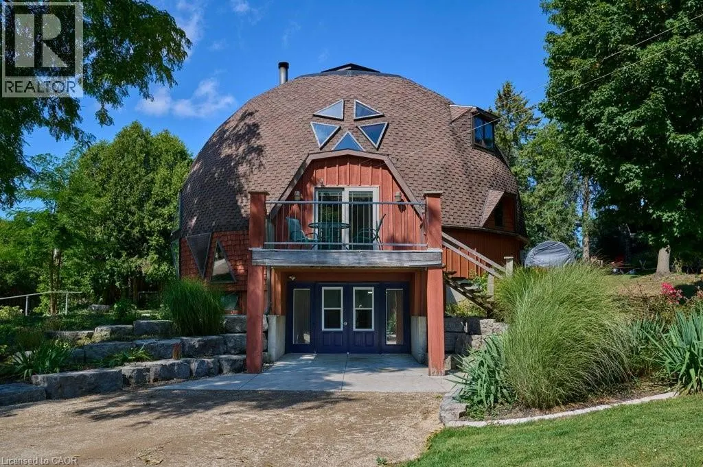 98 MEADOWBROOK Court
