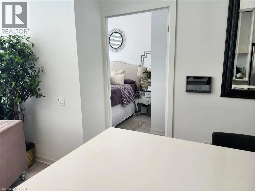395 DUNDAS STREET WEST Street W