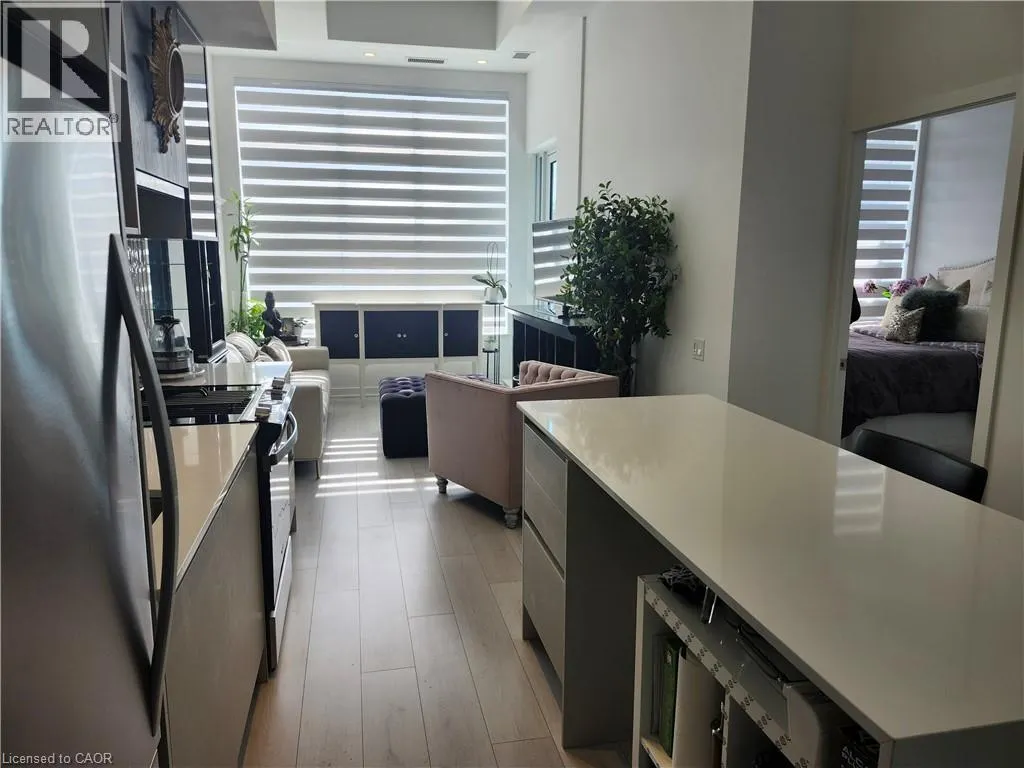 395 DUNDAS STREET WEST Street W