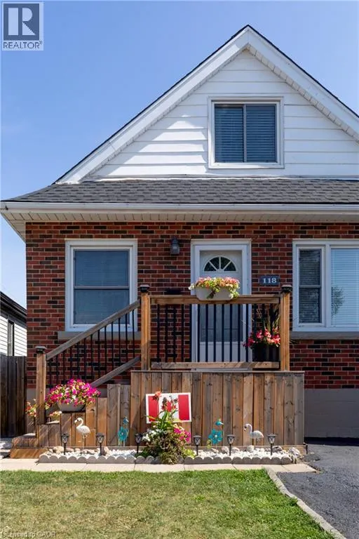 118 JULIAN Avenue