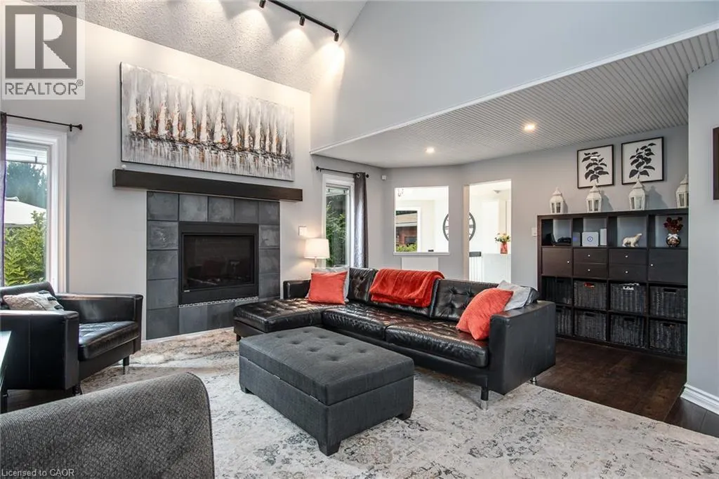 518 BARINGHAM Place