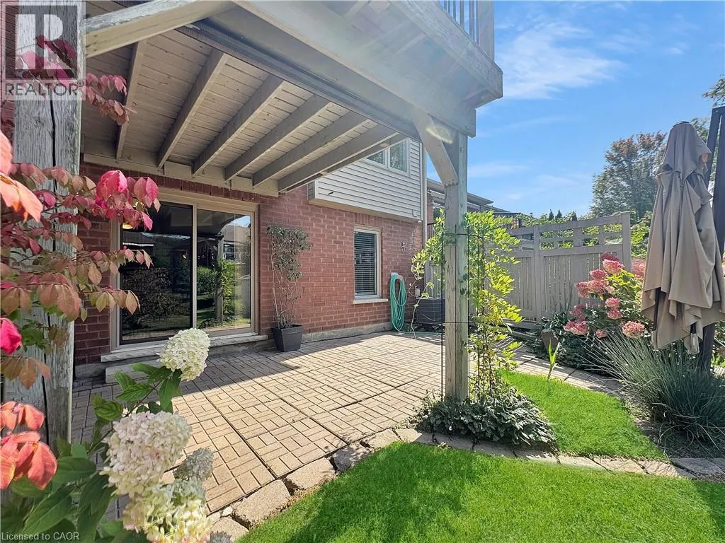 15 IRON BRIDGE Court