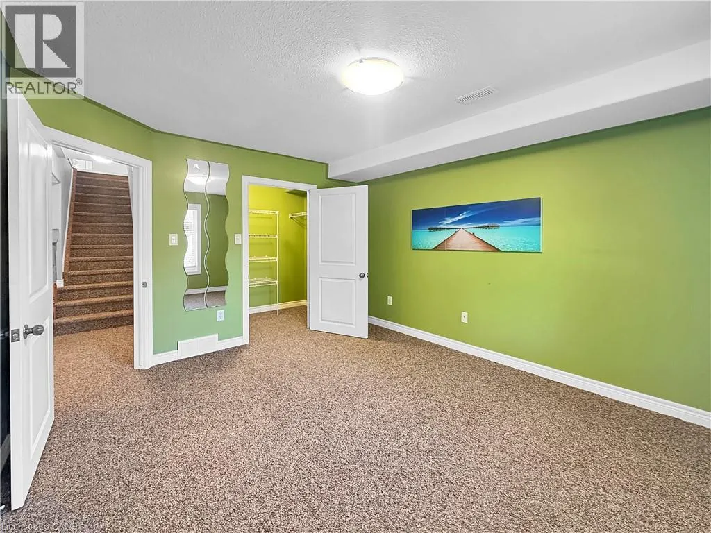 15 IRON BRIDGE Court