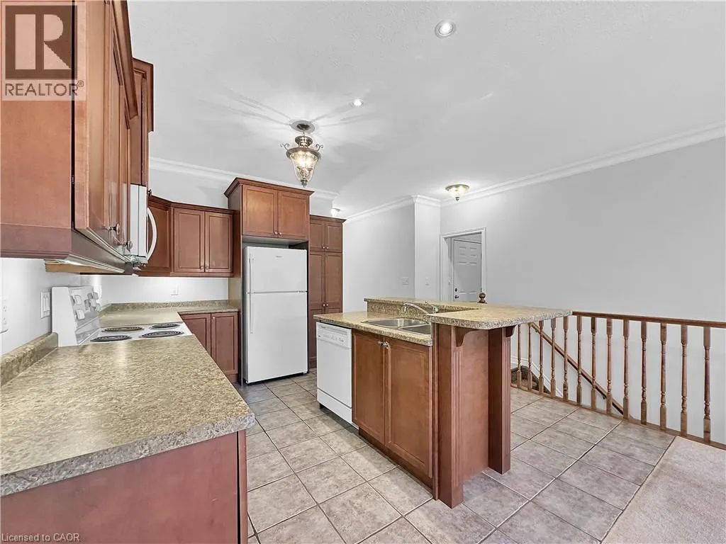 15 IRON BRIDGE Court